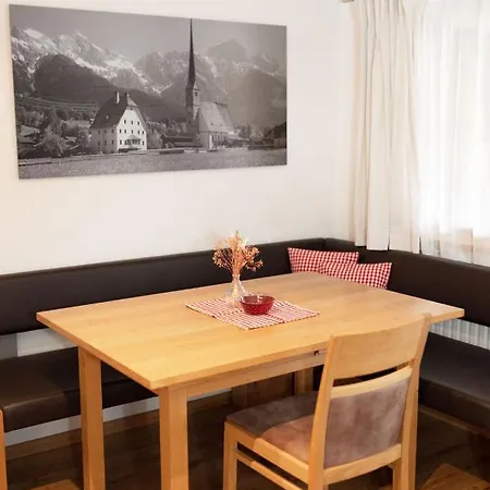 Erlenhof Apartment *